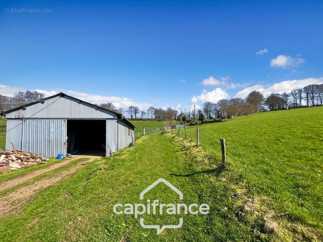 Maison de 5 pièces, 145m² et 67795 m² de terrain - photo 18