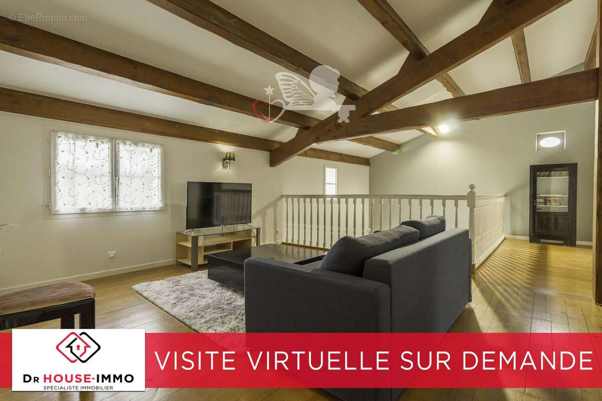 Maison à MOUZEUIL-SAINT-MARTIN