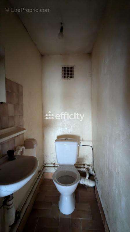 Maison à SAINT-REMY-SUR-DUROLLE