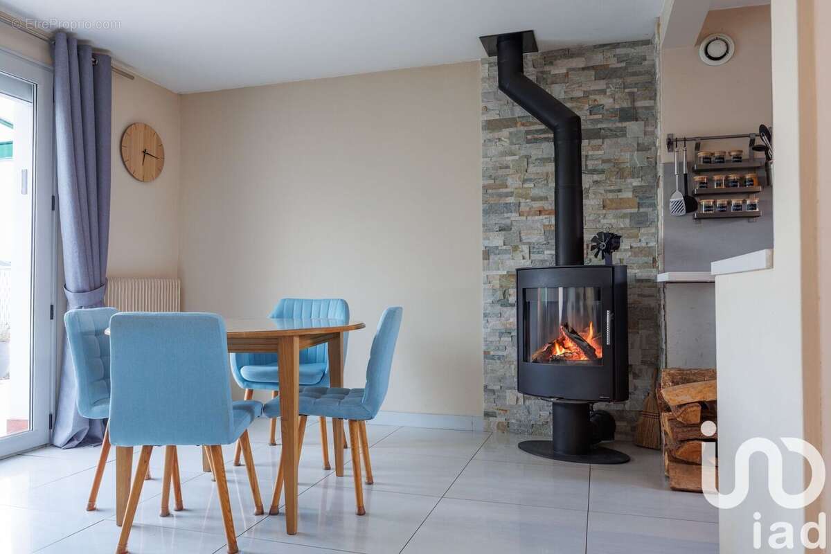 Photo 4 - Maison à MARCY-L&#039;ETOILE