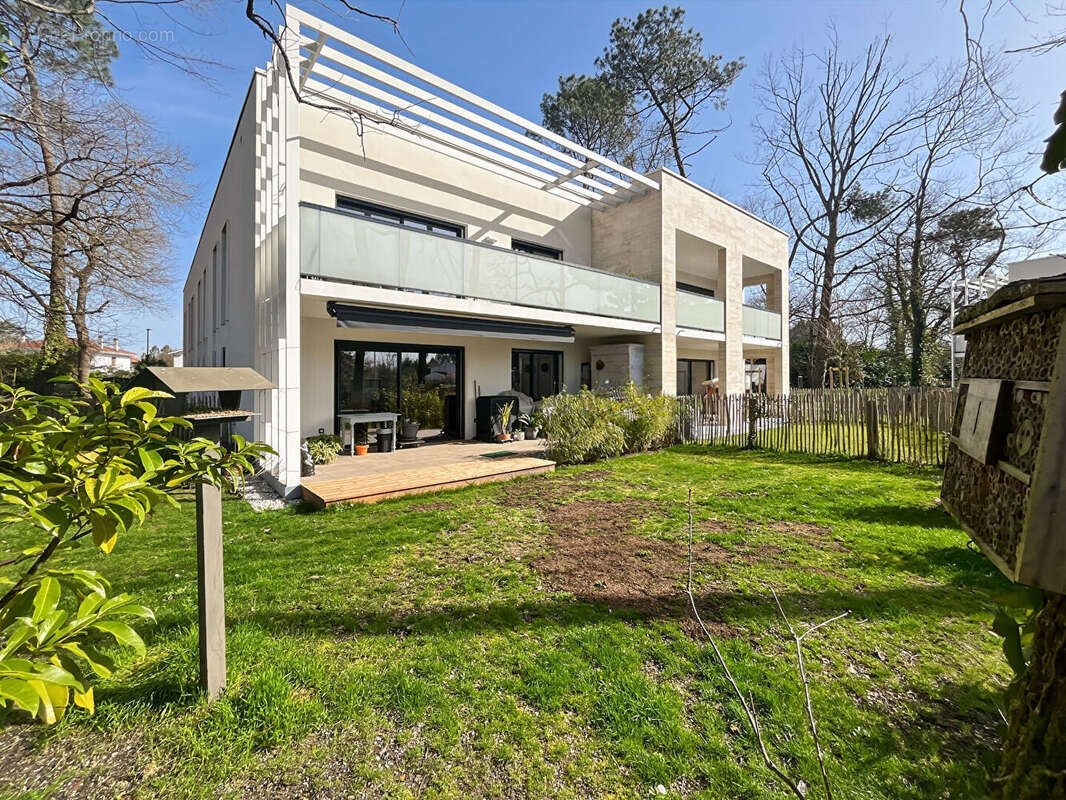 Appartement à PESSAC