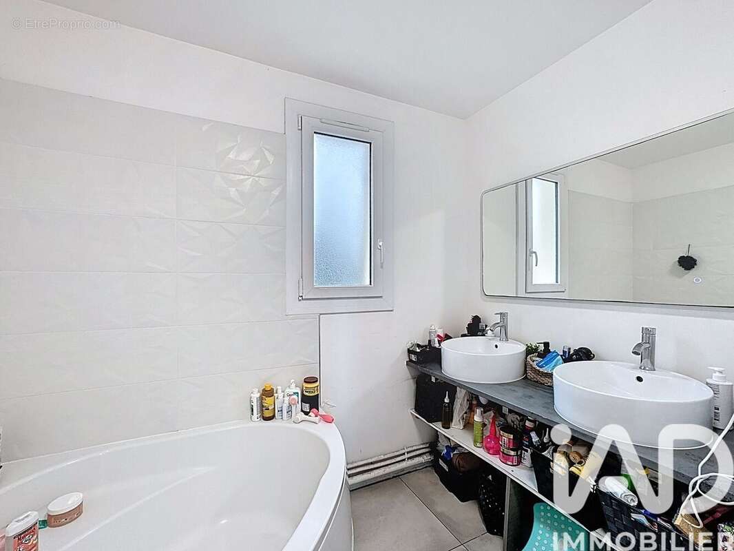 Photo 9 - Maison à MOISSY-CRAMAYEL