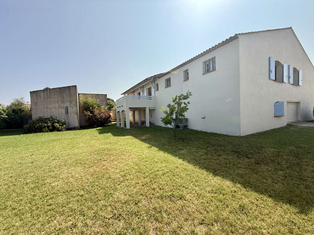 Maison à AIGUES-MORTES