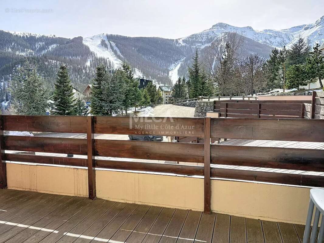 Appartement à SAINT-ETIENNE-DE-TINEE