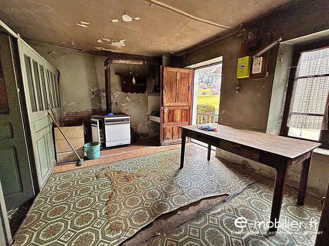 Maison à NOTRE-DAME-DU-PRE