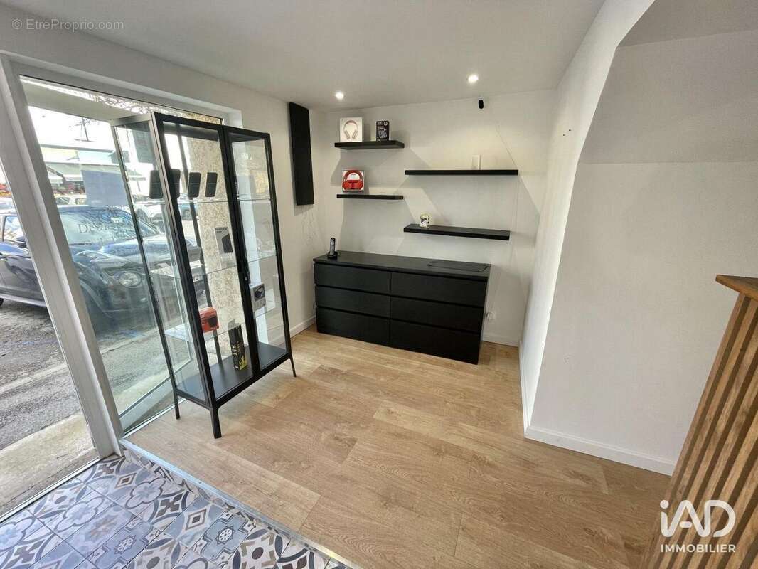 Photo 3 - Commerce à MARGUERITTES