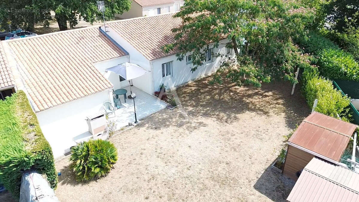 Maison 3 Chambres  Poiré Sur Vie - photo 3