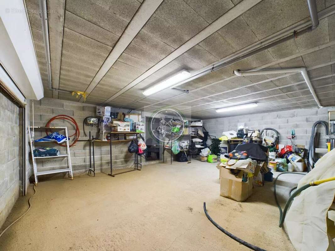 Maison à ROQUEBRUNE-SUR-ARGENS