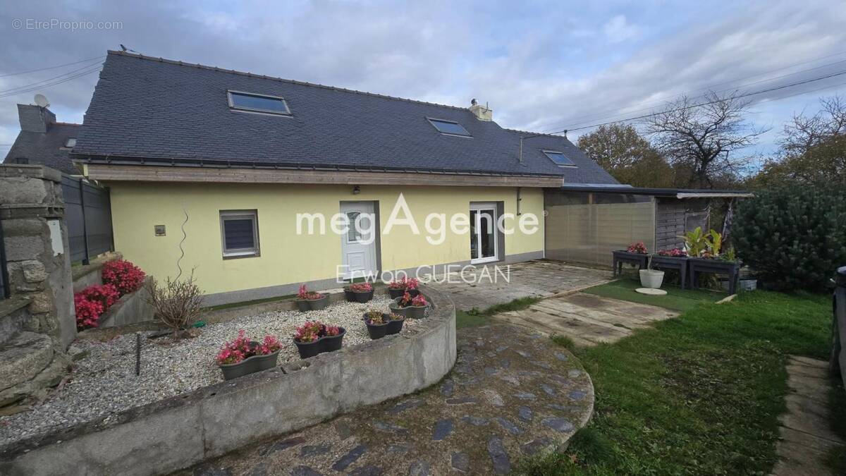 Maison à SAINT-CONNEC