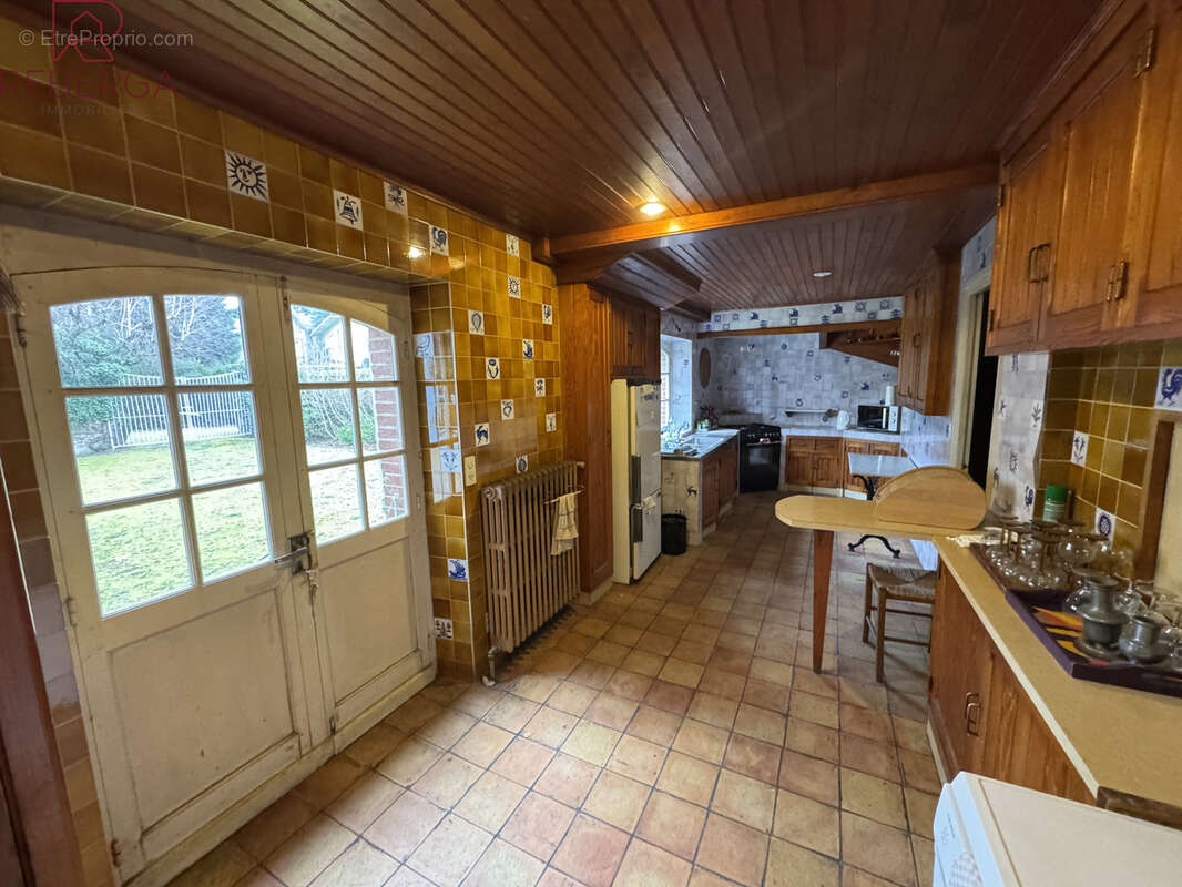 Maison à AUSSILLON