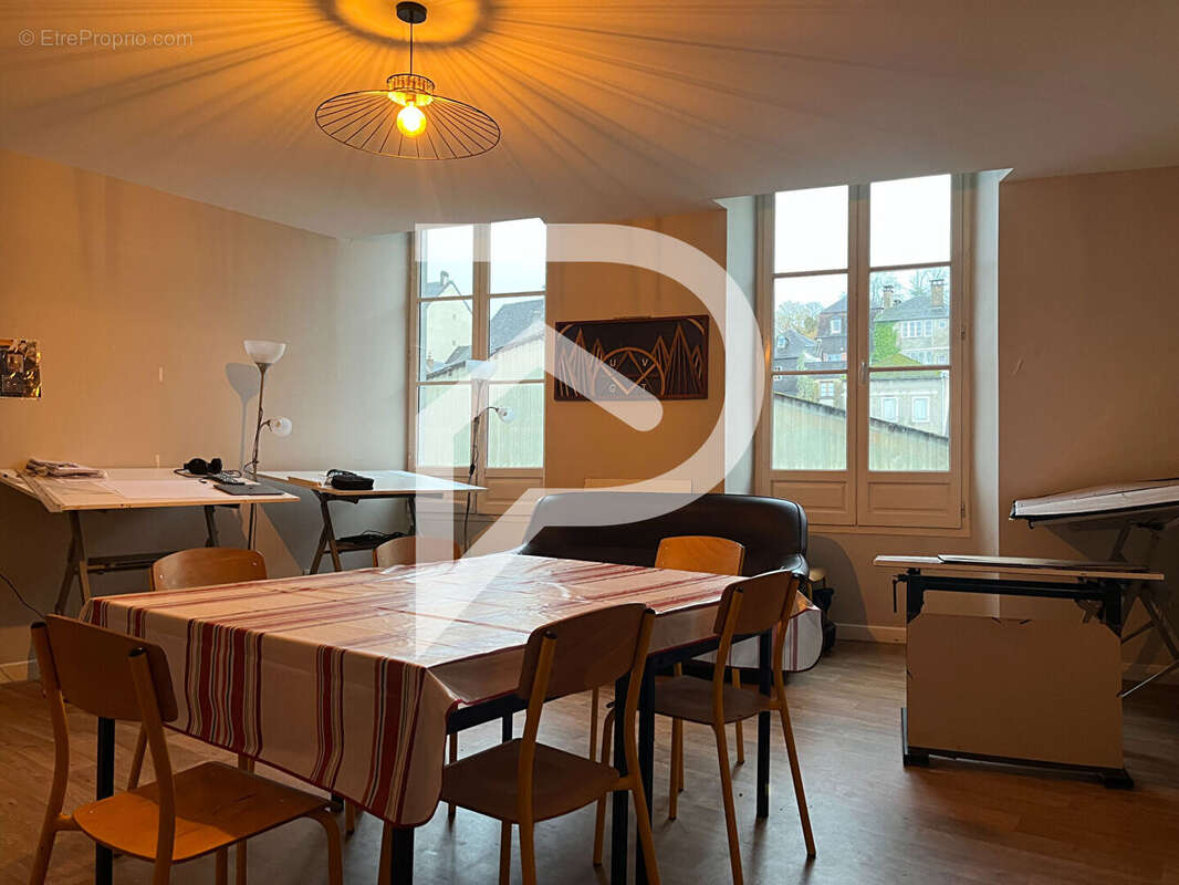 Appartement à OLORON-SAINTE-MARIE