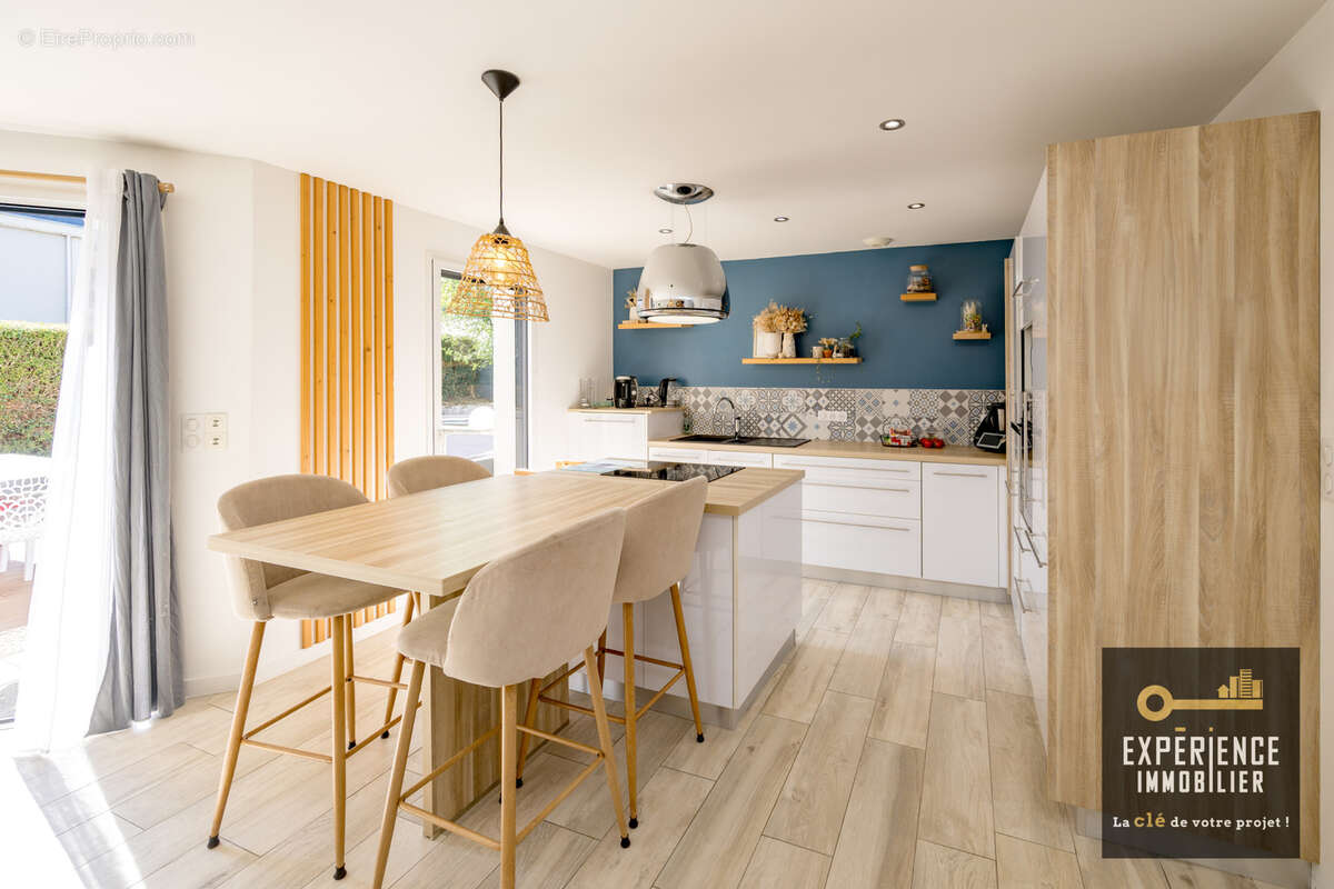 Contemporaine en plein bourg de ploufragan - photo 7