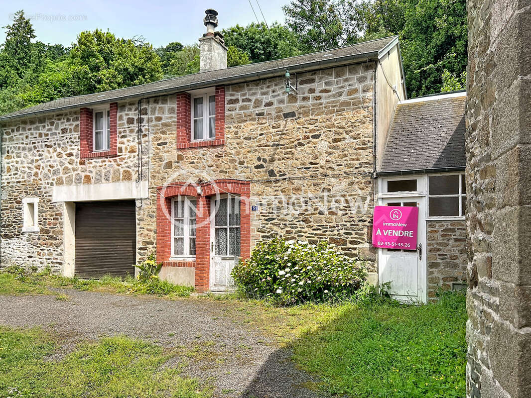 Maison à SAINT-JEAN-LE-THOMAS