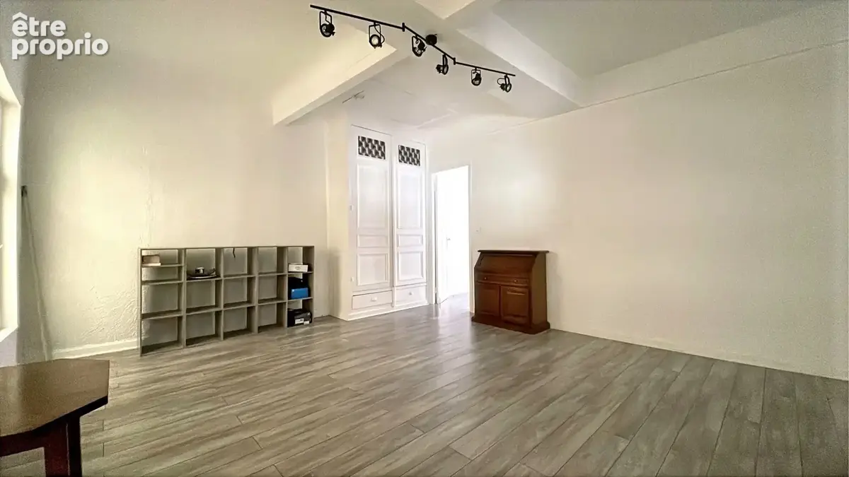Appartement 3 chambres avec combles à fort potentiel   Hyper-centre Halluin - photo 5