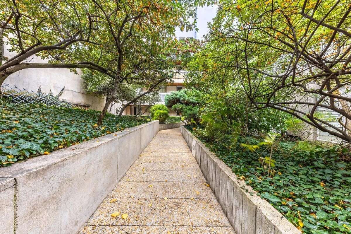 Appartement 49 m² à Paris-15e  - photo 21