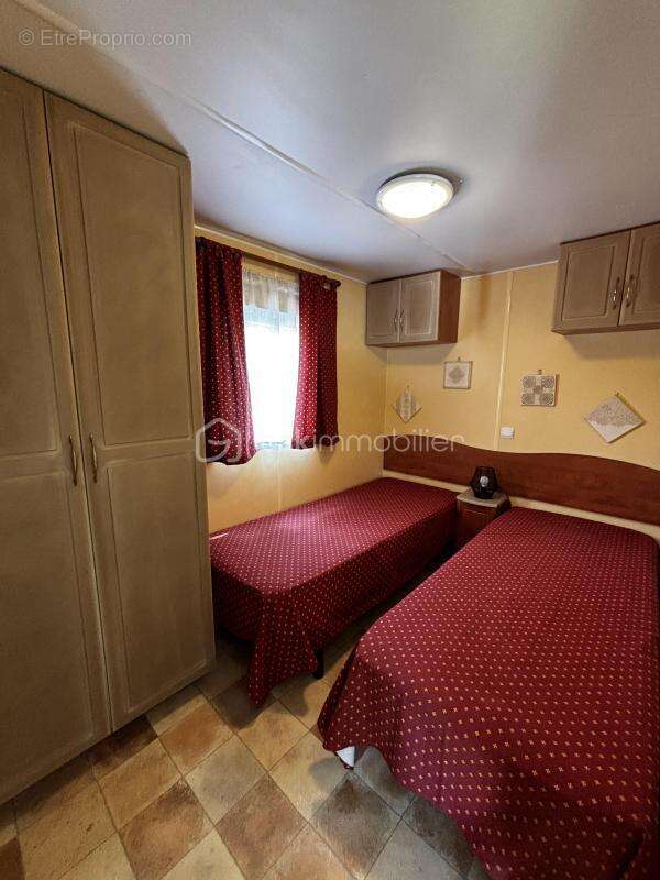 Terrain à SAINTE-GEMME