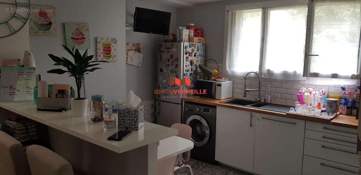 Appartement à LA CELLE-SAINT-CLOUD