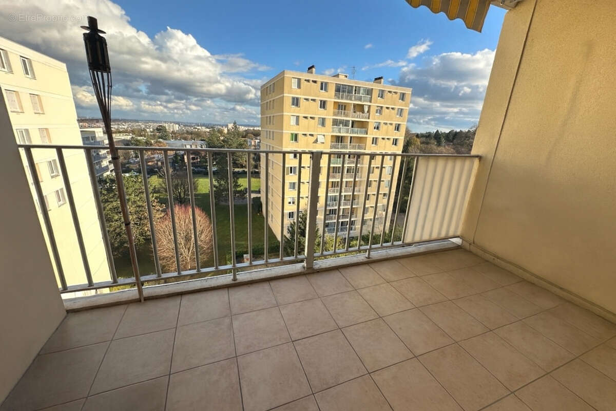 Appartement à OULLINS