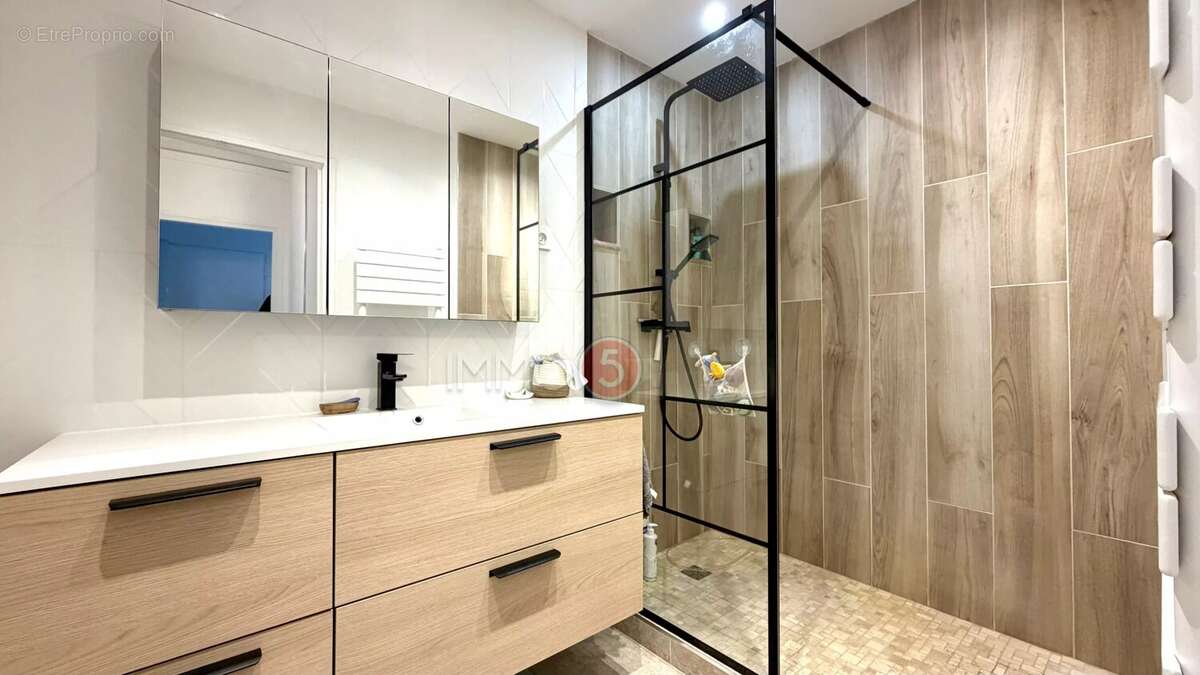 Appartement à LE RAINCY