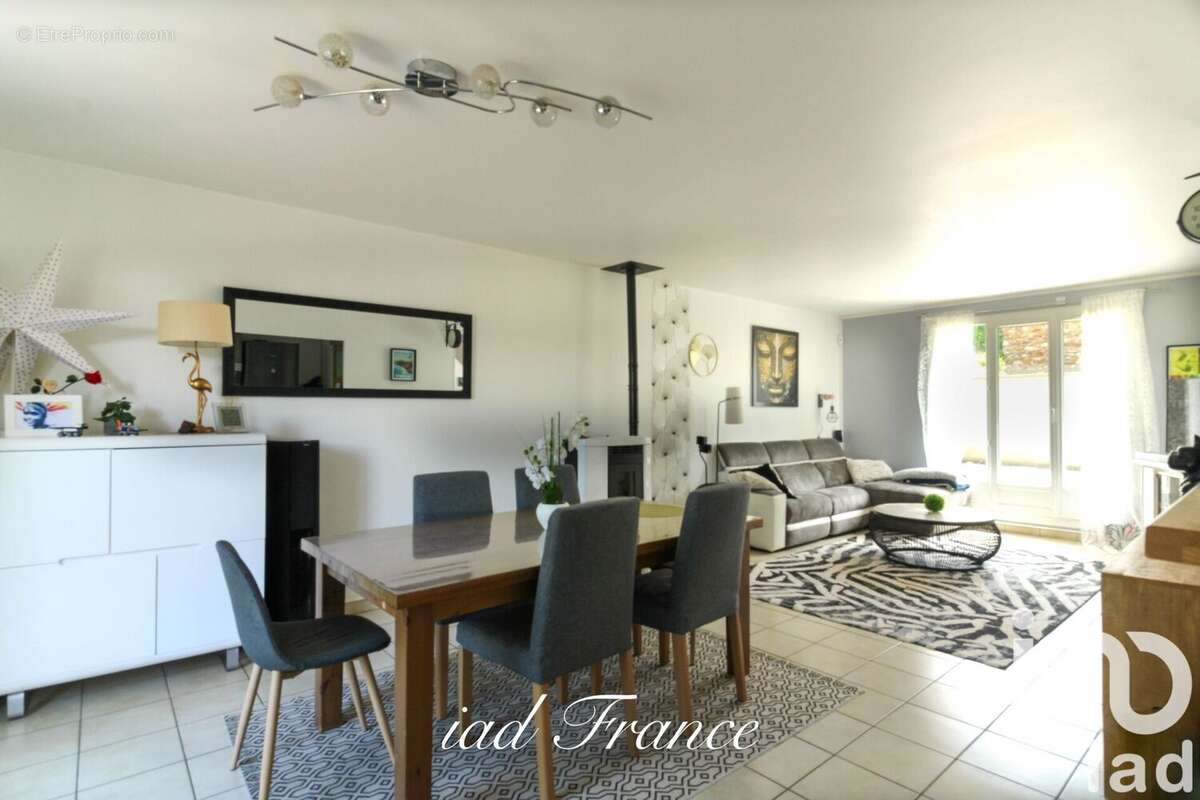 Photo 9 - Maison à MORAINVILLIERS