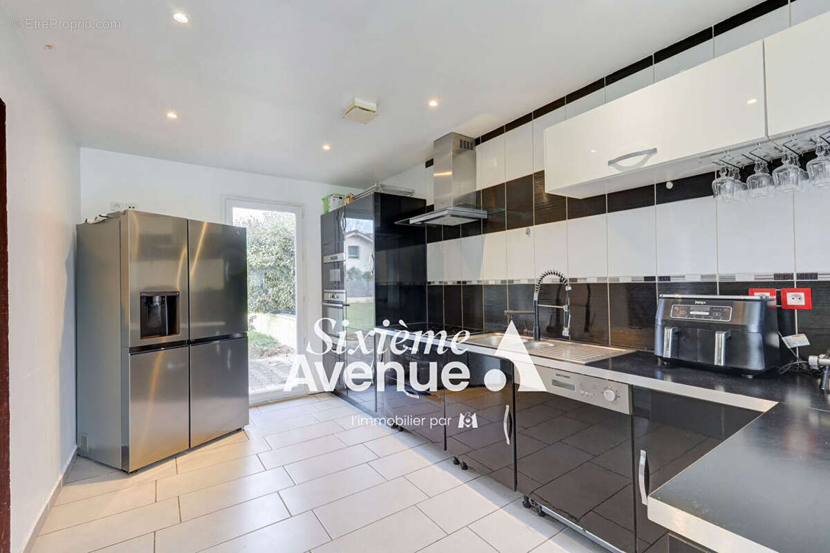 Maison à TIGNIEU-JAMEYZIEU