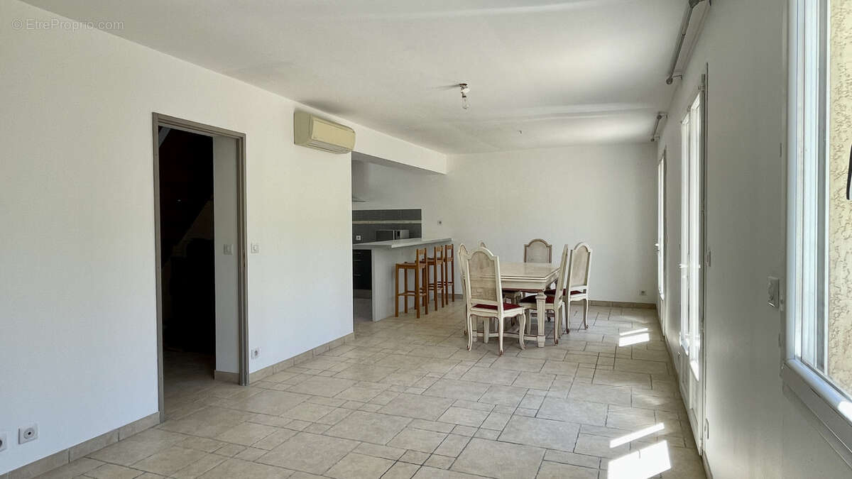 Maison à SAINT-BAUZILLE-DE-PUTOIS