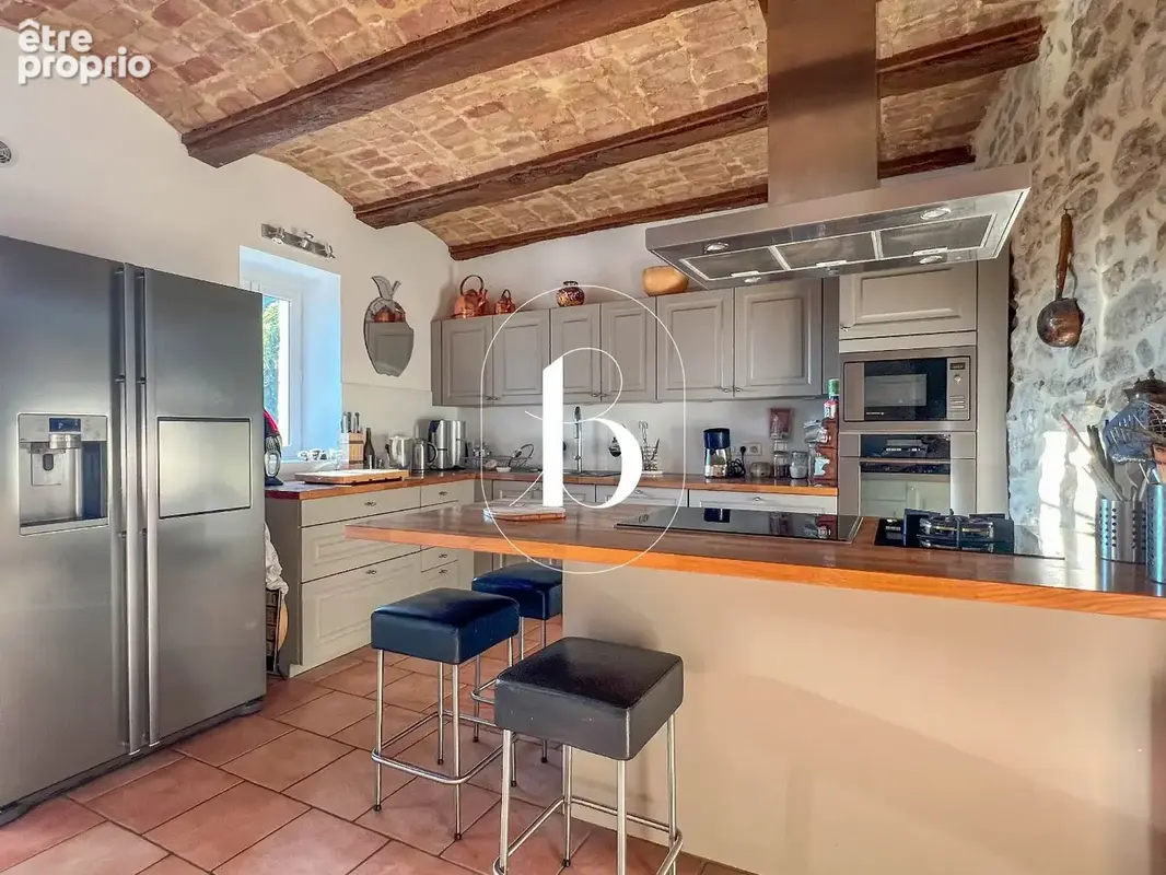 Maison 10 pièces 280 m² à vendre à Goudargues (30630) - photo 13