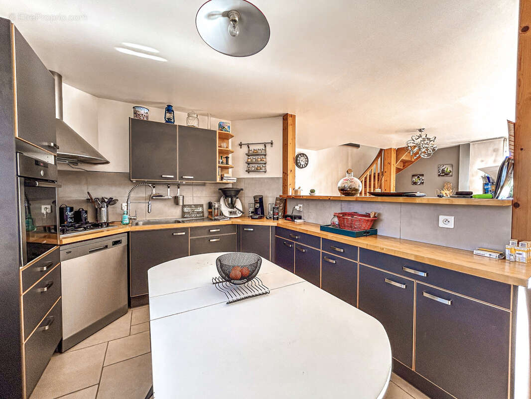 Maison à CHAMPAGNOLLES