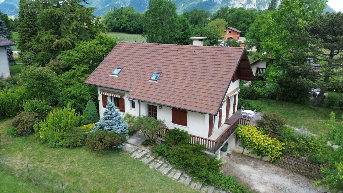 Maison à MONTMELIAN