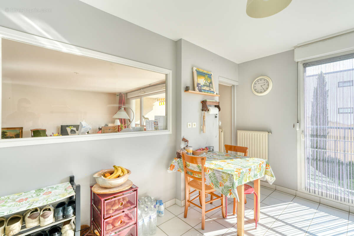 Appartement à TASSIN-LA-DEMI-LUNE