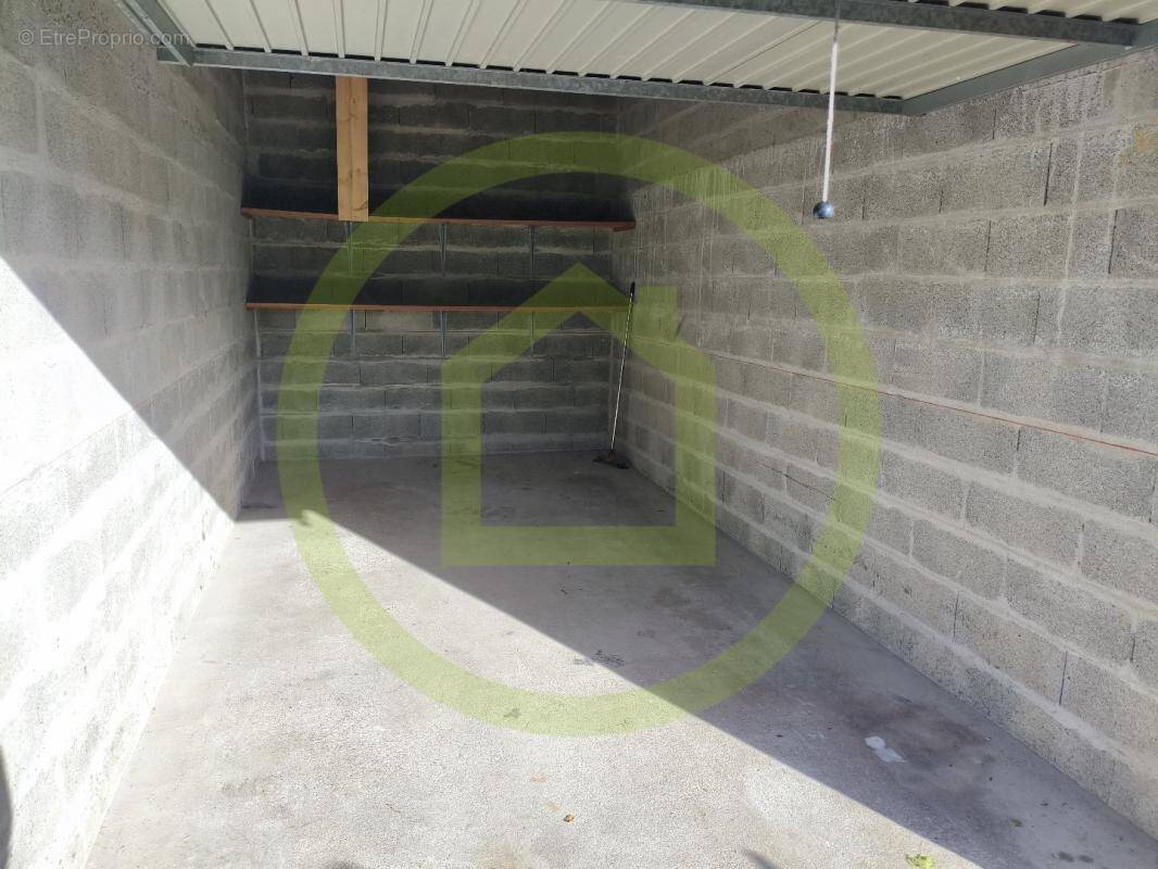 Parking à LES SABLES-D&#039;OLONNE