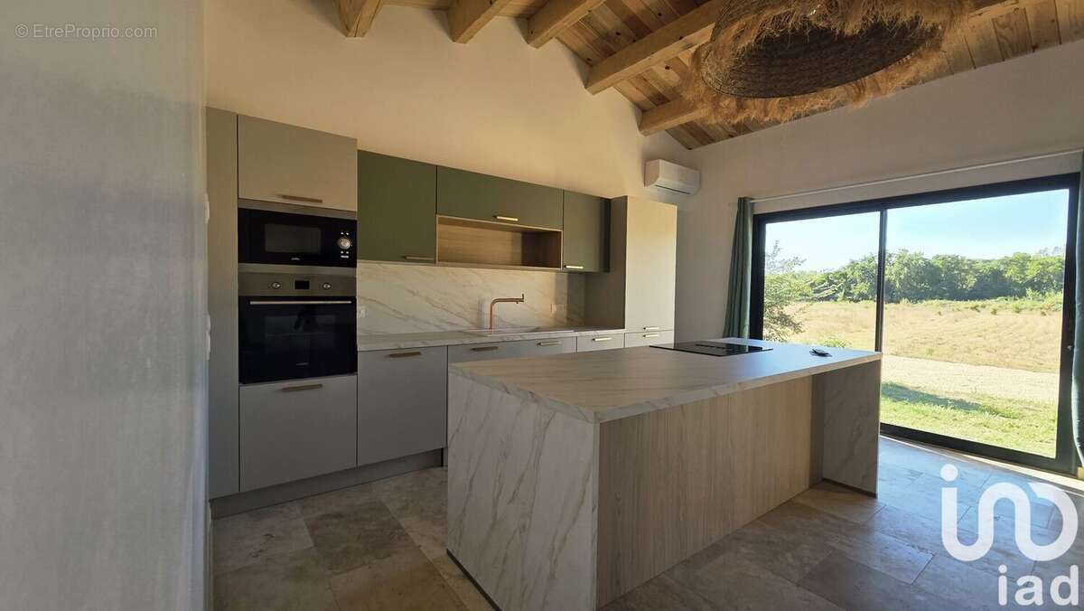 Photo 7 - Maison à ROQUEBRUNE-SUR-ARGENS