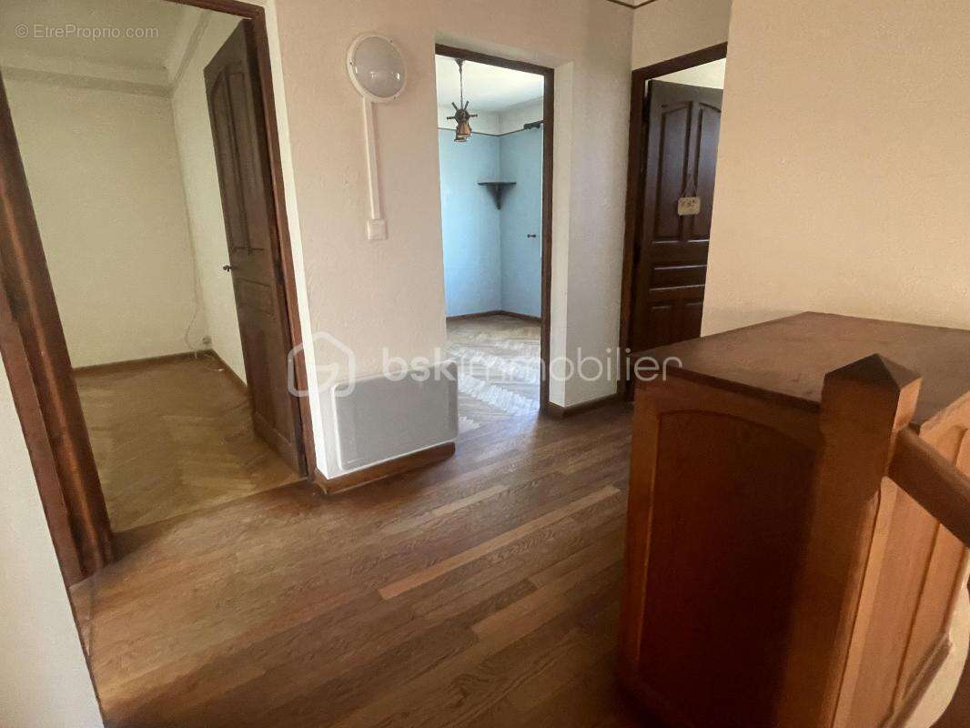 Maison à BAGNOLS-SUR-CEZE