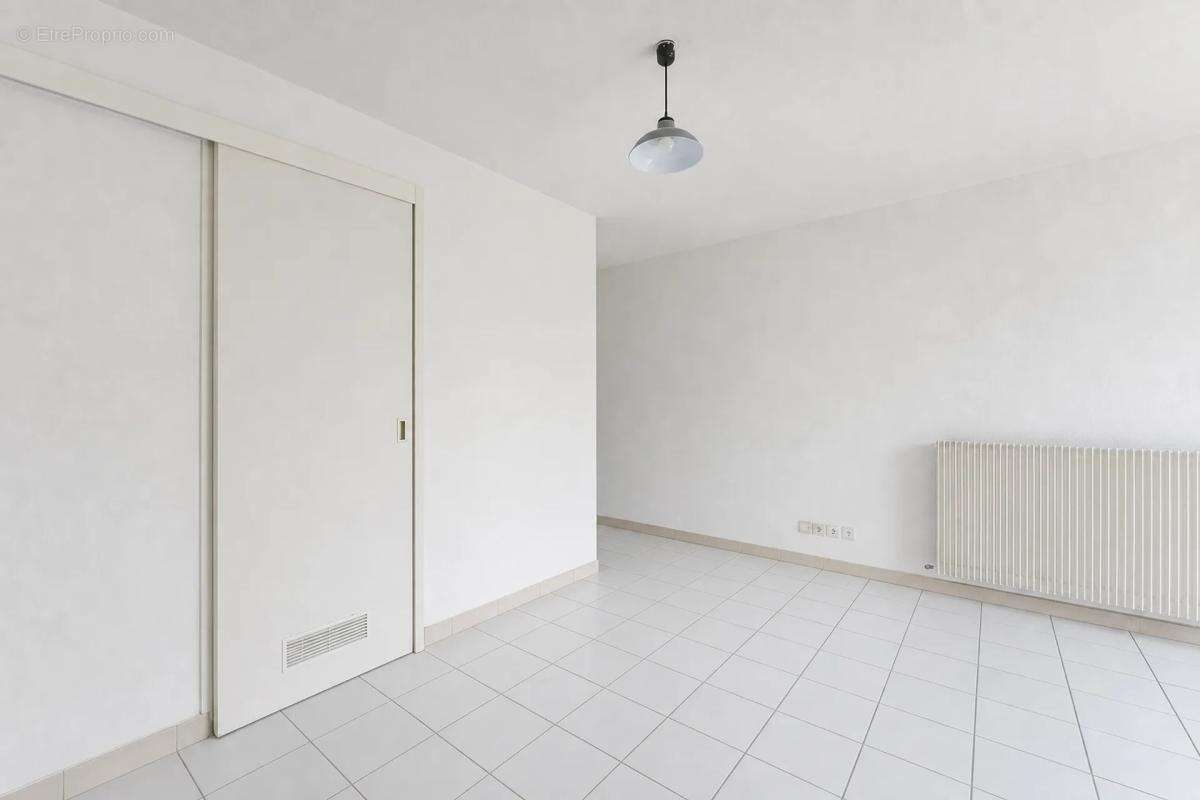 Appartement 1 pièce de 26 m² à Libourne 65000eu - photo 4