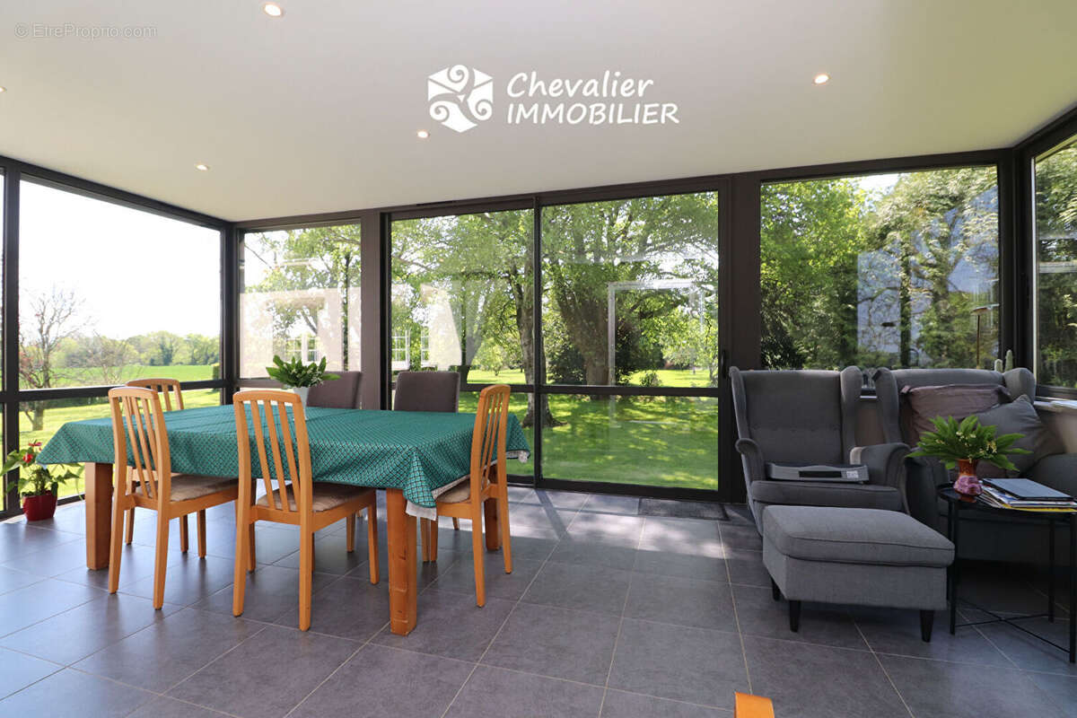 Maison à SAINT-NOLFF