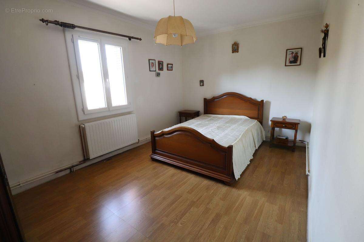 Maison à LOYETTES