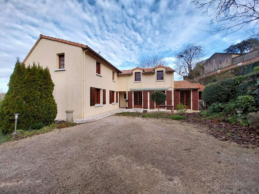 Maison à POITIERS