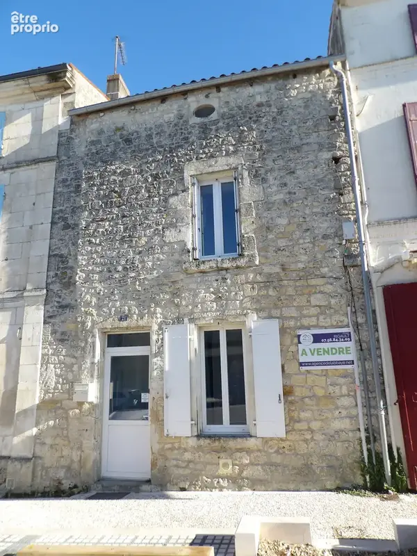 Maison à SAINT-SAVINIEN