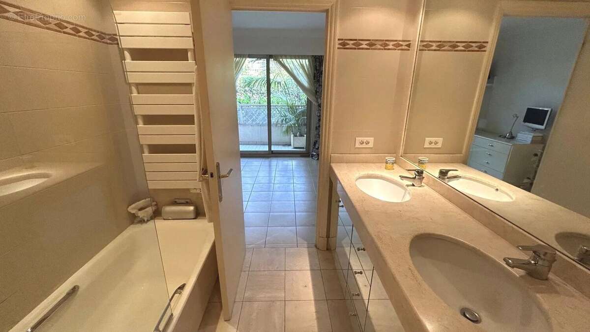 SOUS COMPROMIS - Appartement 3 pièces 80 m² – Résidence prisée avec parc paysager, piscine et terrasse - photo 23