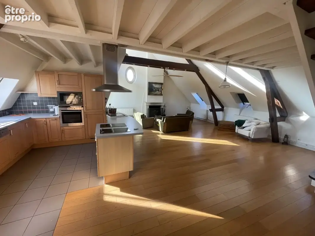 Centre ville Nogent le Rotrou, très bel appartement à vendre - photo 3