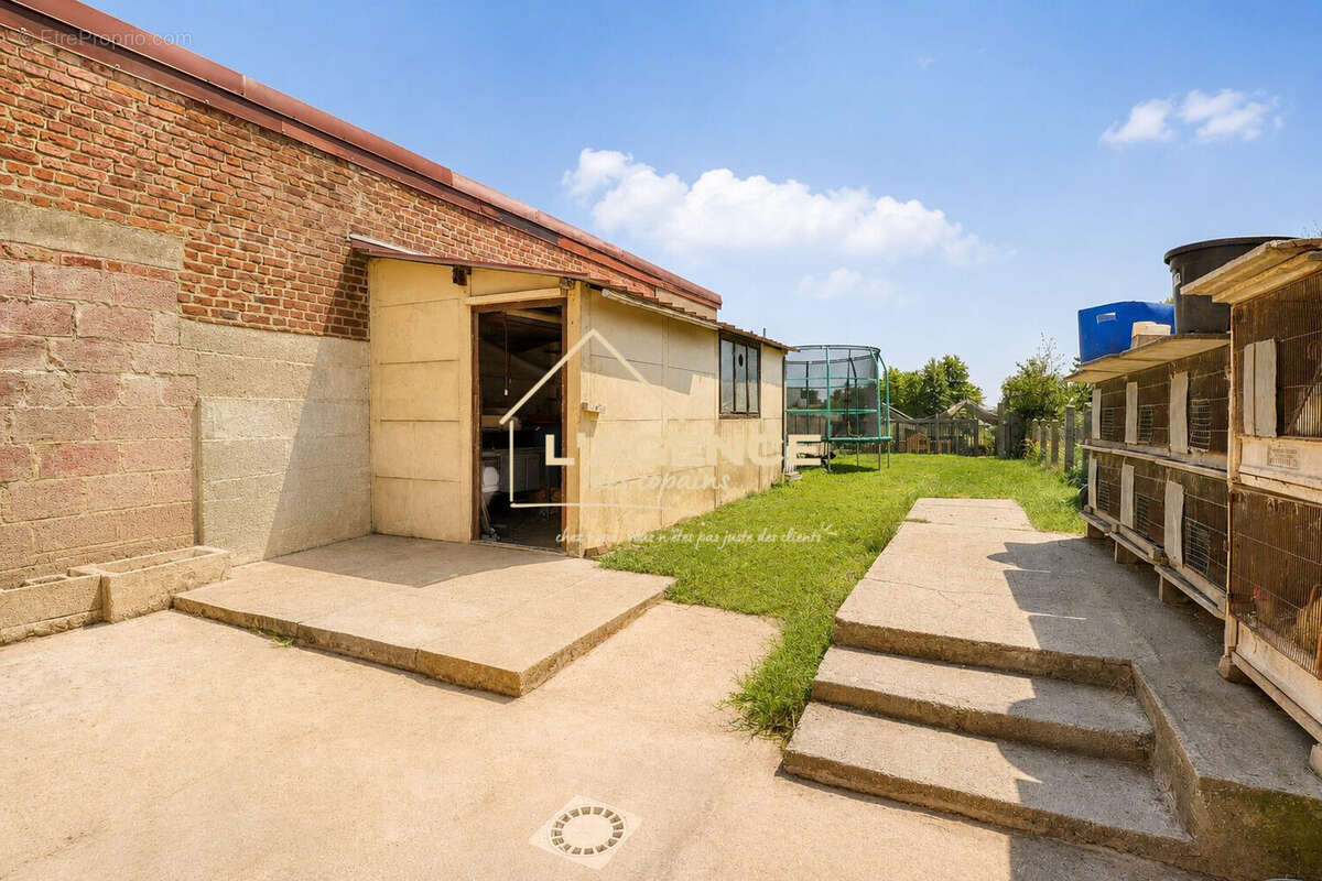 Maison 90 m² à Steenvoorde  - photo 8