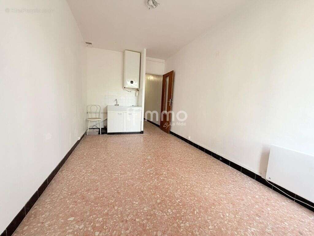 Studio proche centre et transports urbains - photo 9