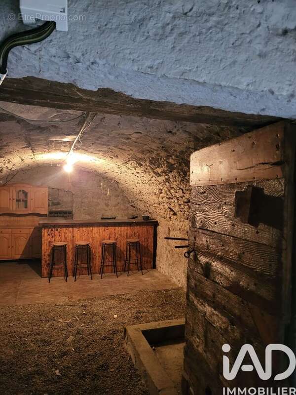 Photo 2 - Maison à MONTAGNIEU