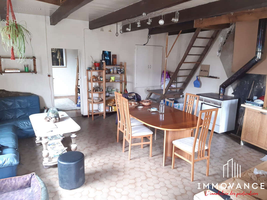 Maison 60 m² à Curvalle  - photo 3