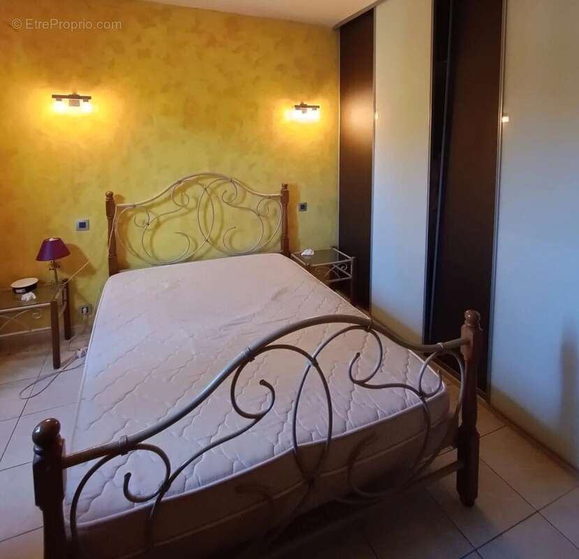 Maison à LA VALETTE-DU-VAR