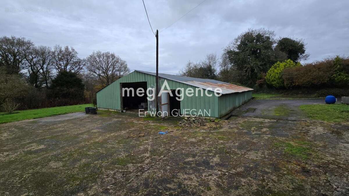 Maison à KERGRIST-MOELOU