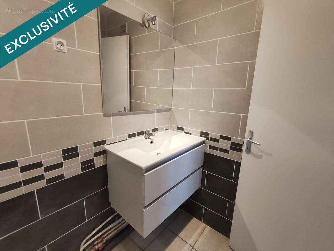 Photo 8 - Appartement à PONT-DE-CHERUY