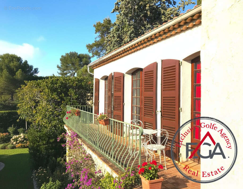 Maison à LA CROIX-VALMER