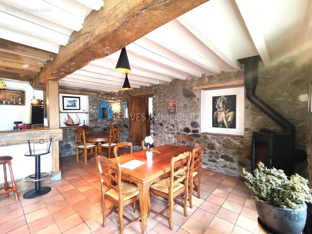 Maison à ARRAST-LARREBIEU