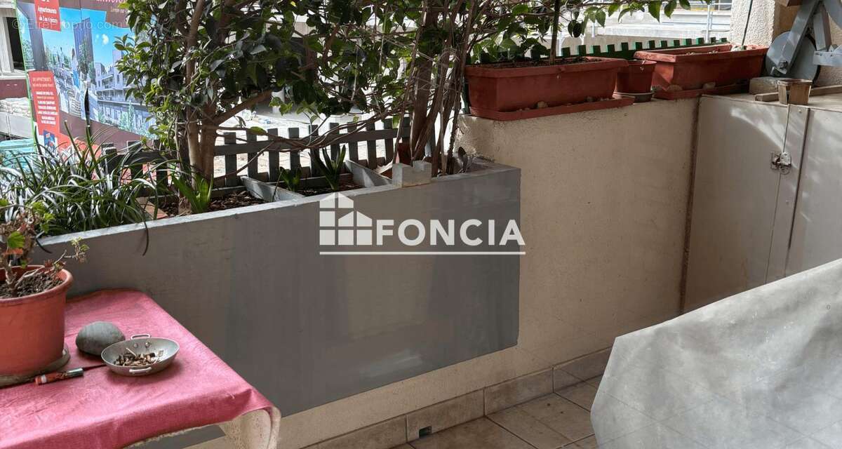 Appartement à LIVRON-SUR-DROME